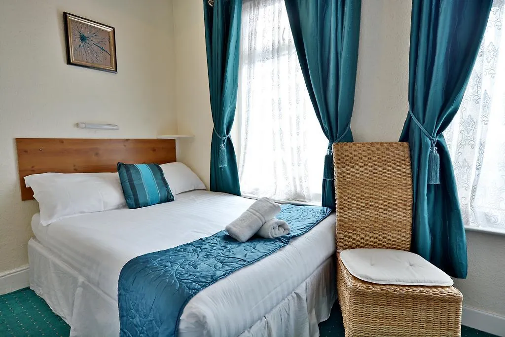 Barrons Hotel Blackpool Bed & Breakfast