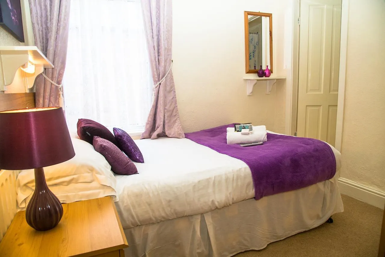 Barrons Hotel Blackpool Bed & Breakfast
